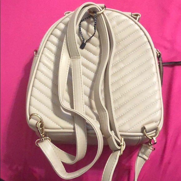 Cute Backpack, new. - Picture 2 of 3